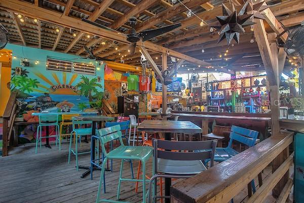 DEWEY - Commercial Sale