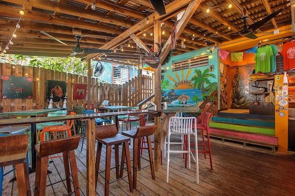 DEWEY - Commercial Sale