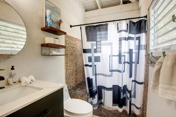 DEWEY - Commercial Sale