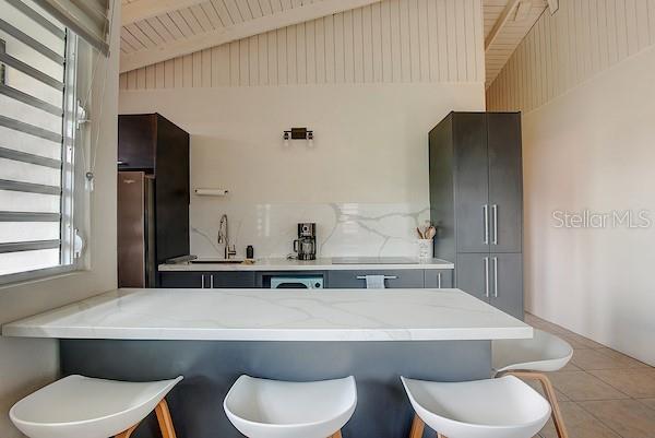 DEWEY - Commercial Sale