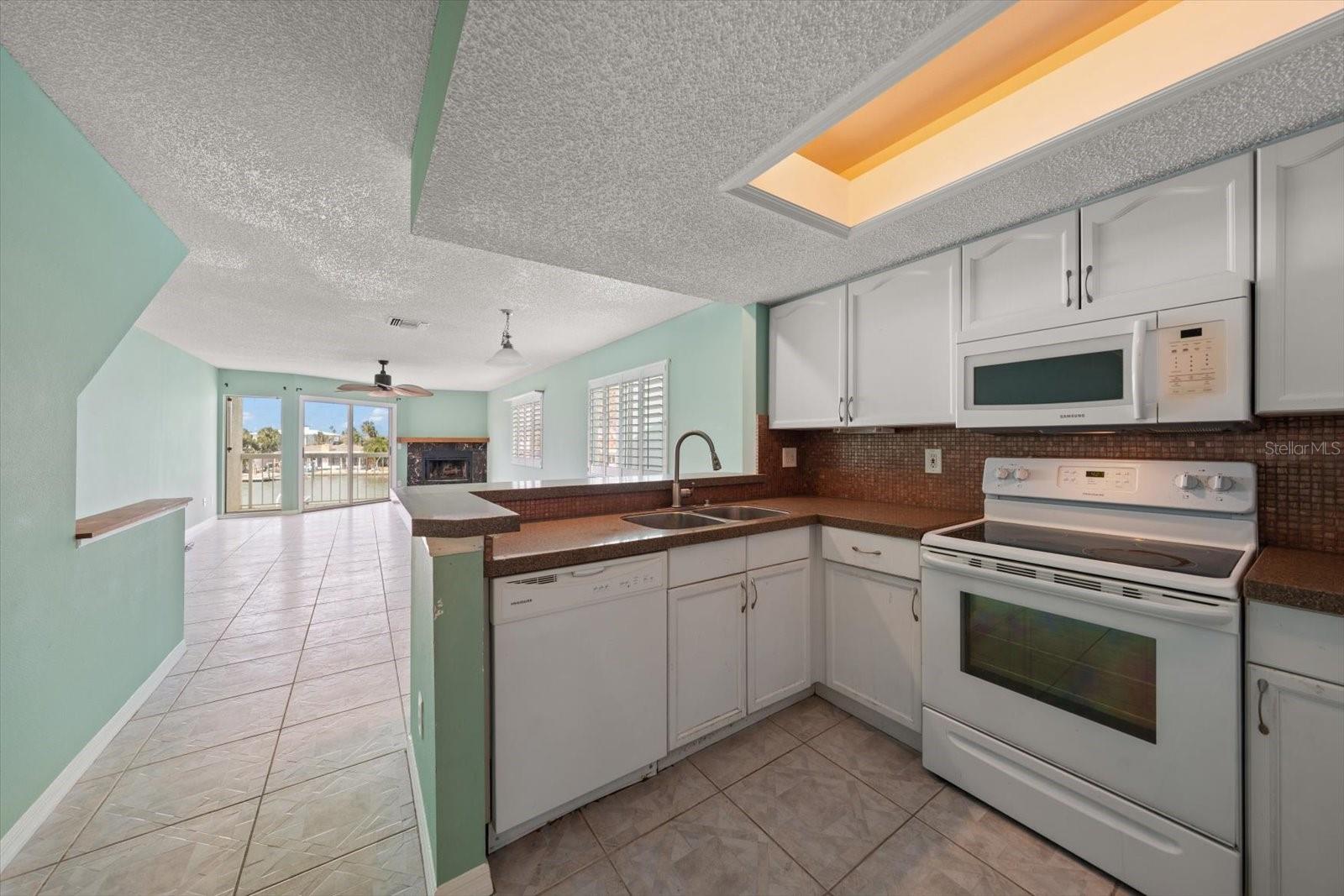 SUNSET BAY INDIAN ROCKS BEACH - Residential