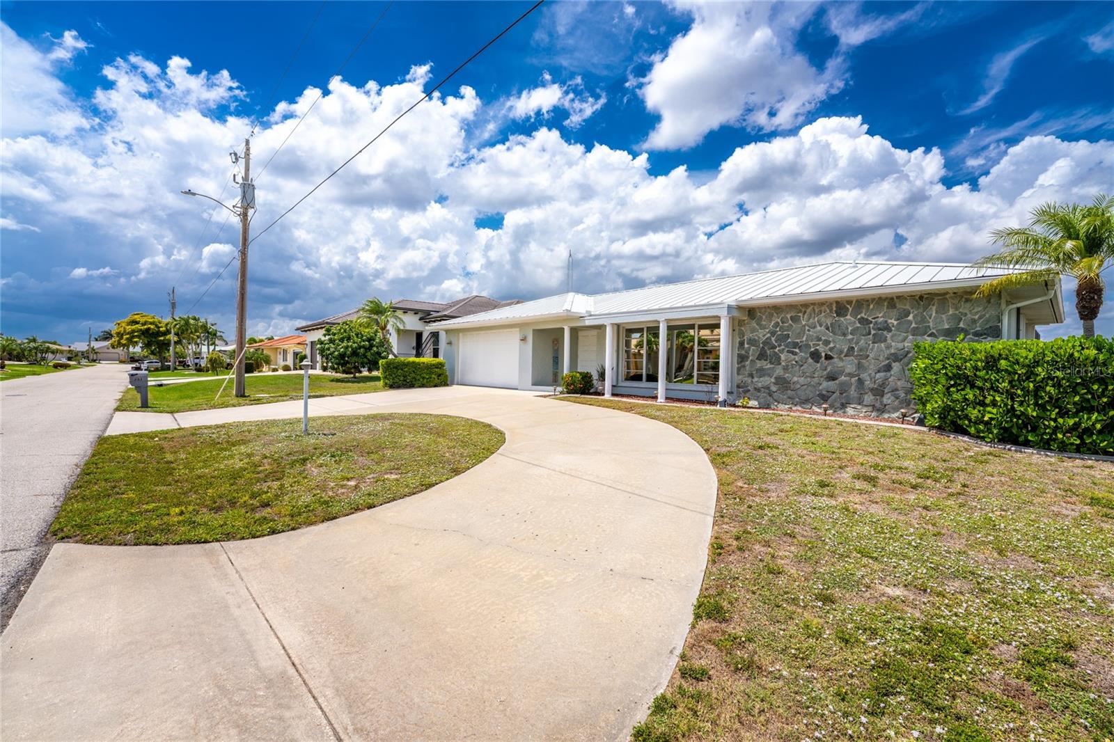 PUNTA GORDA ISLES SEC 06 - Residential