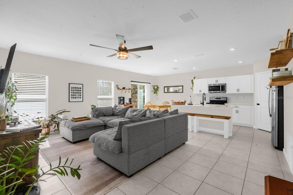 Photo of 1105 Catskill Drive, Haines City, FL 33844 (MLS # O6375233)