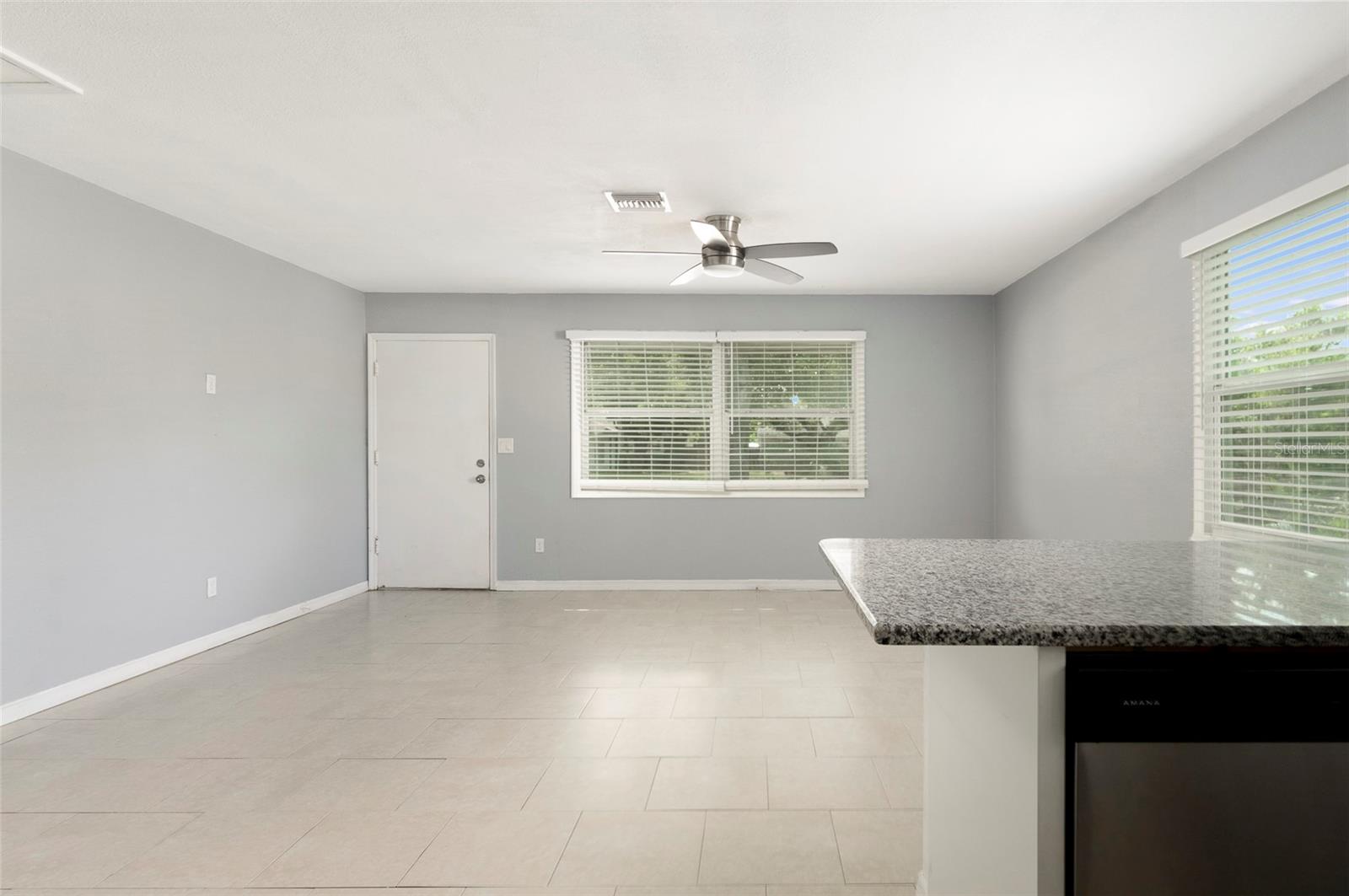 CRESTMONT - Residential