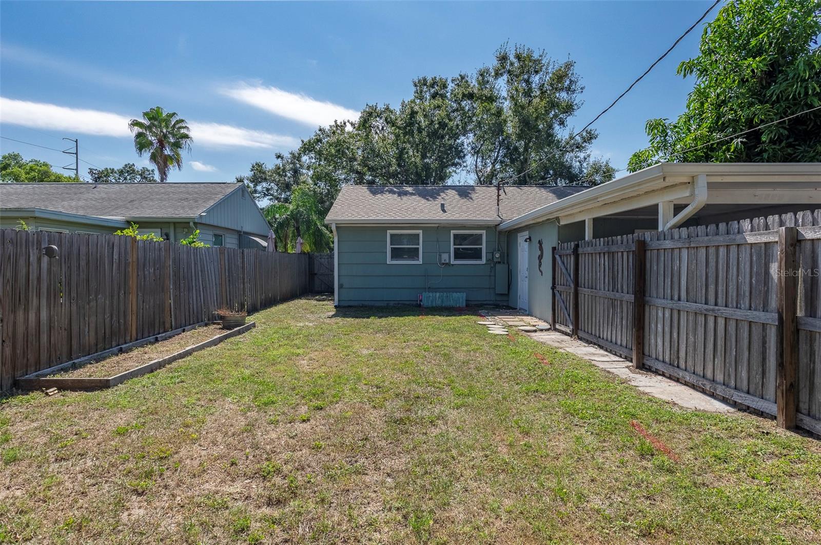 CRESTMONT - Residential