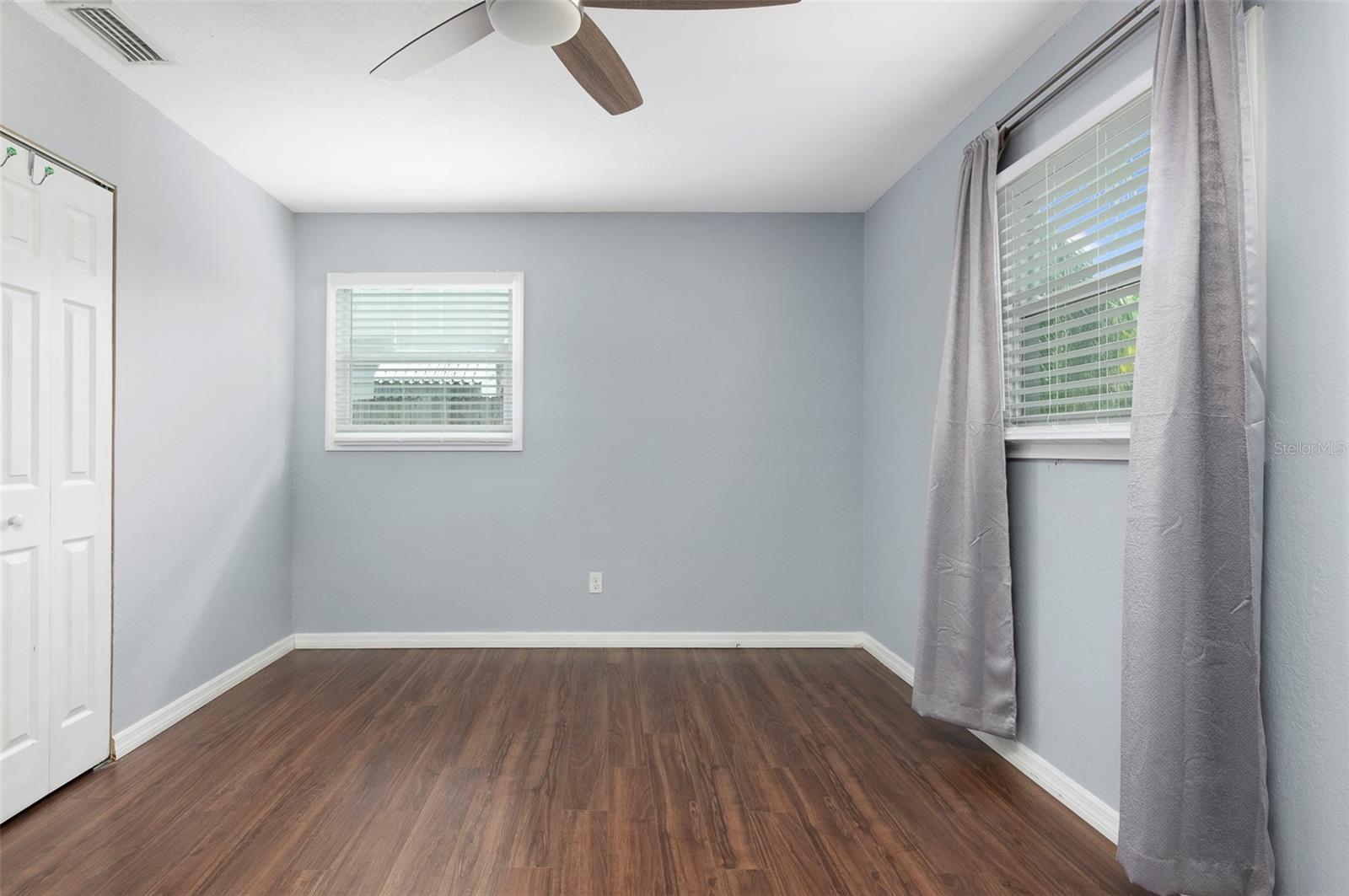 CRESTMONT - Residential