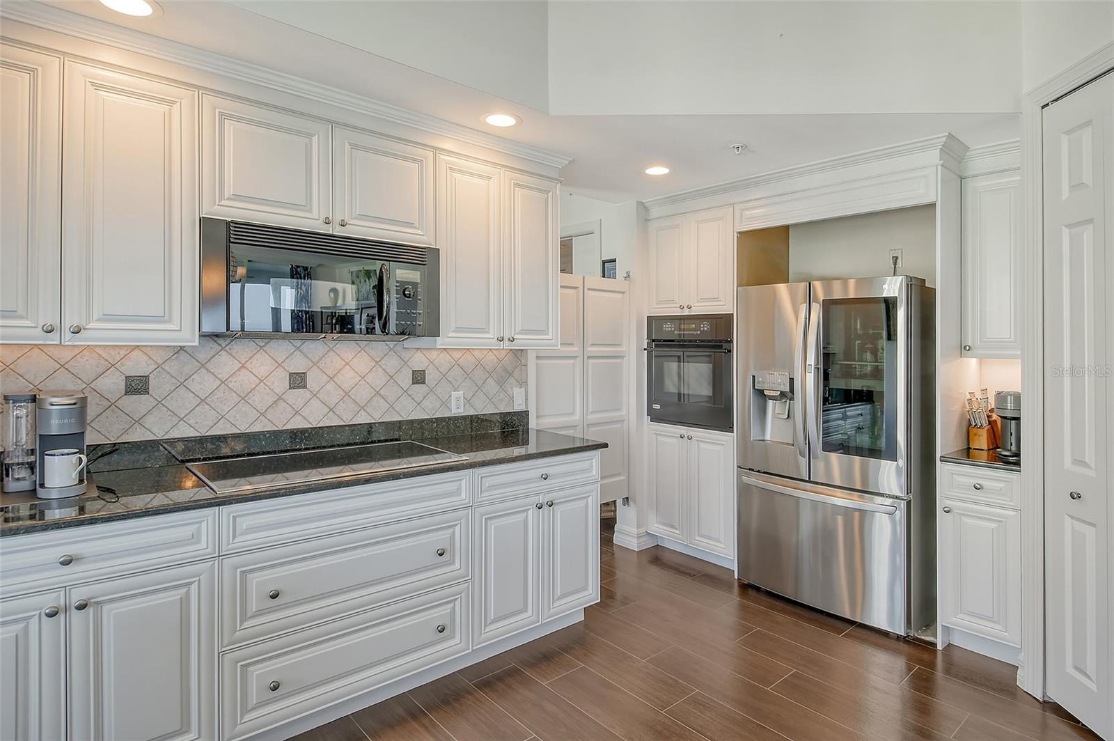 MERIDIAN AT THE OAKS PRESERVE - Residential