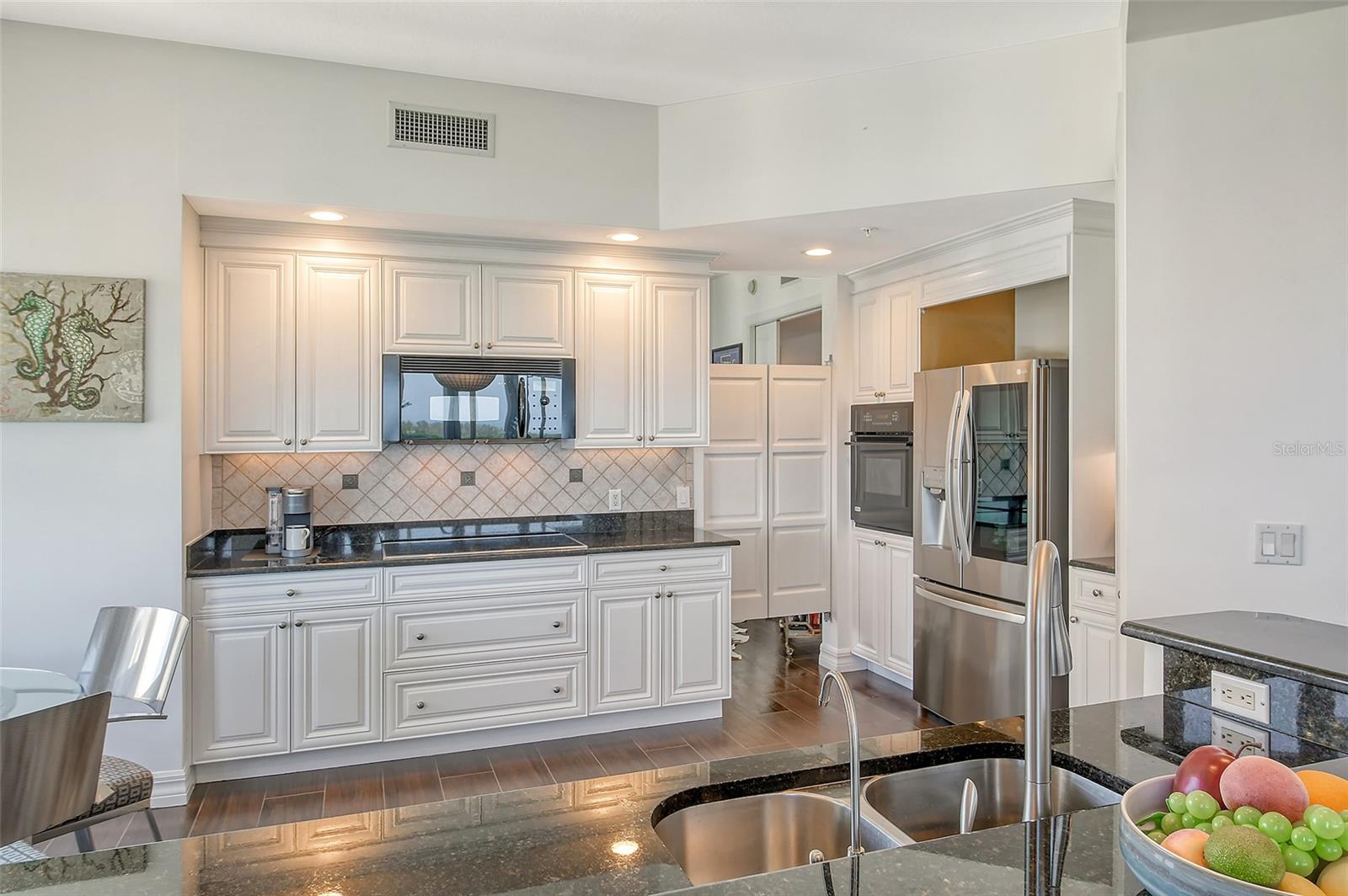 MERIDIAN AT THE OAKS PRESERVE - Residential