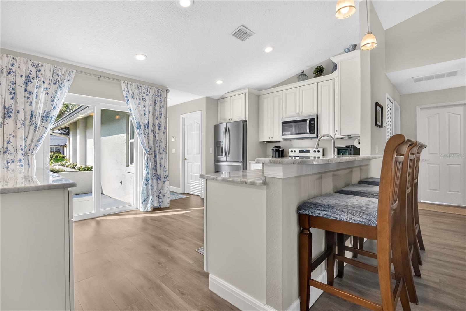 SILVER WOODS PH 03 - Residential