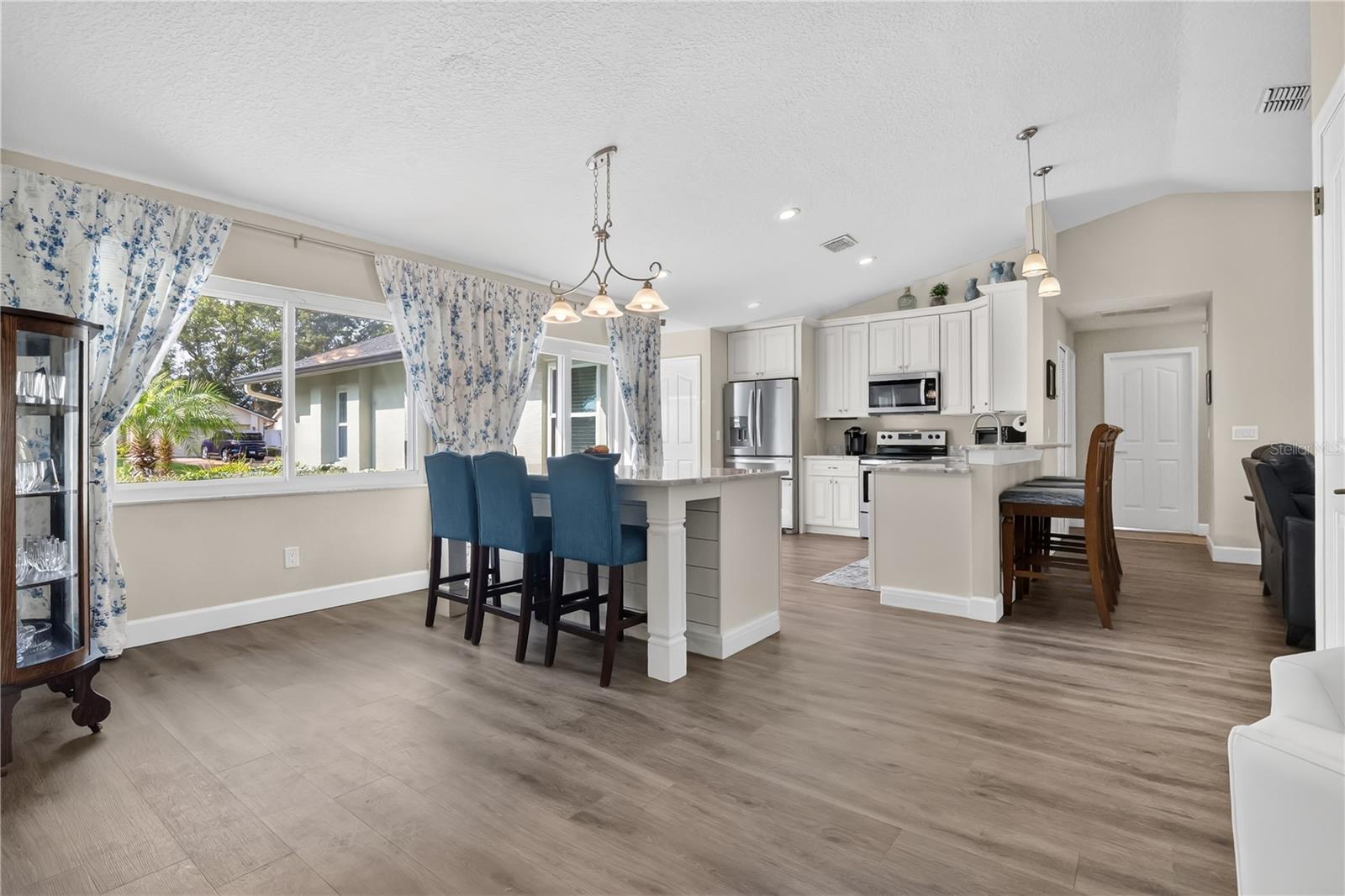 9426 PALM TREE DRIVE