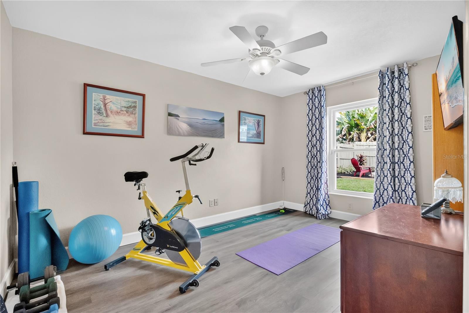 SILVER WOODS PH 03 - Residential