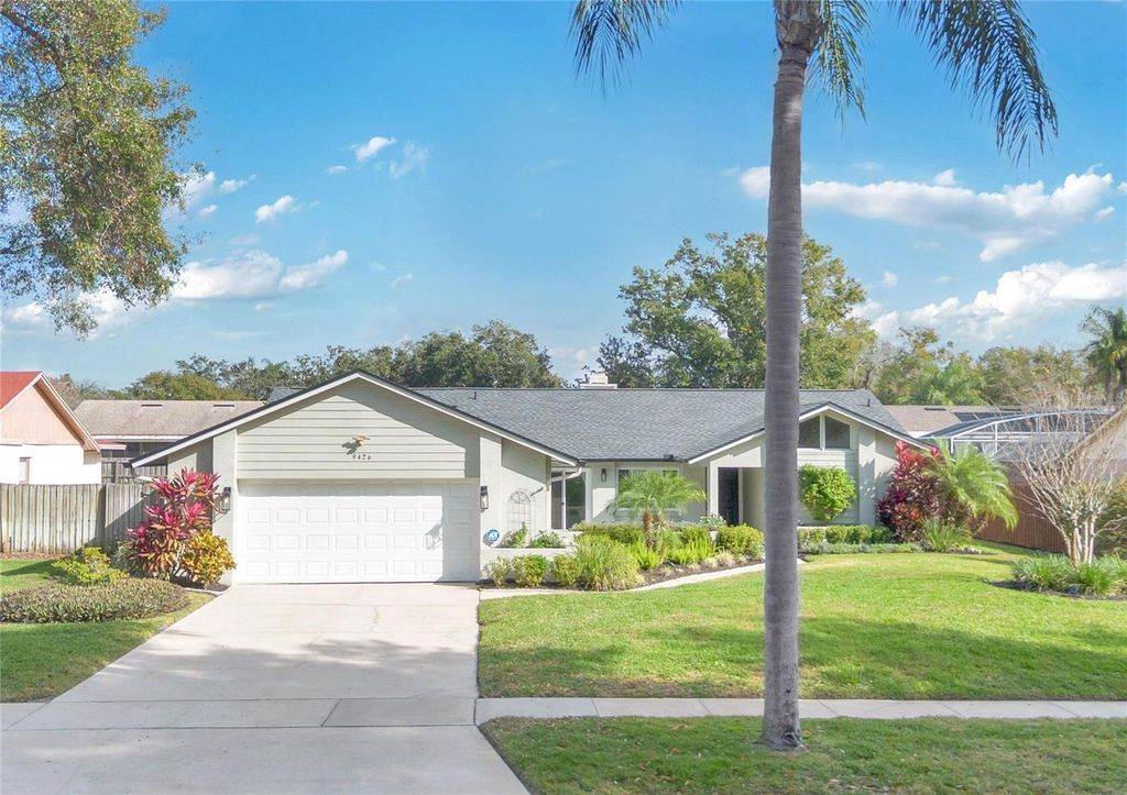 Photo of 9426 Palm Tree Drive, Windermere, FL 34786 (MLS # O6373158)