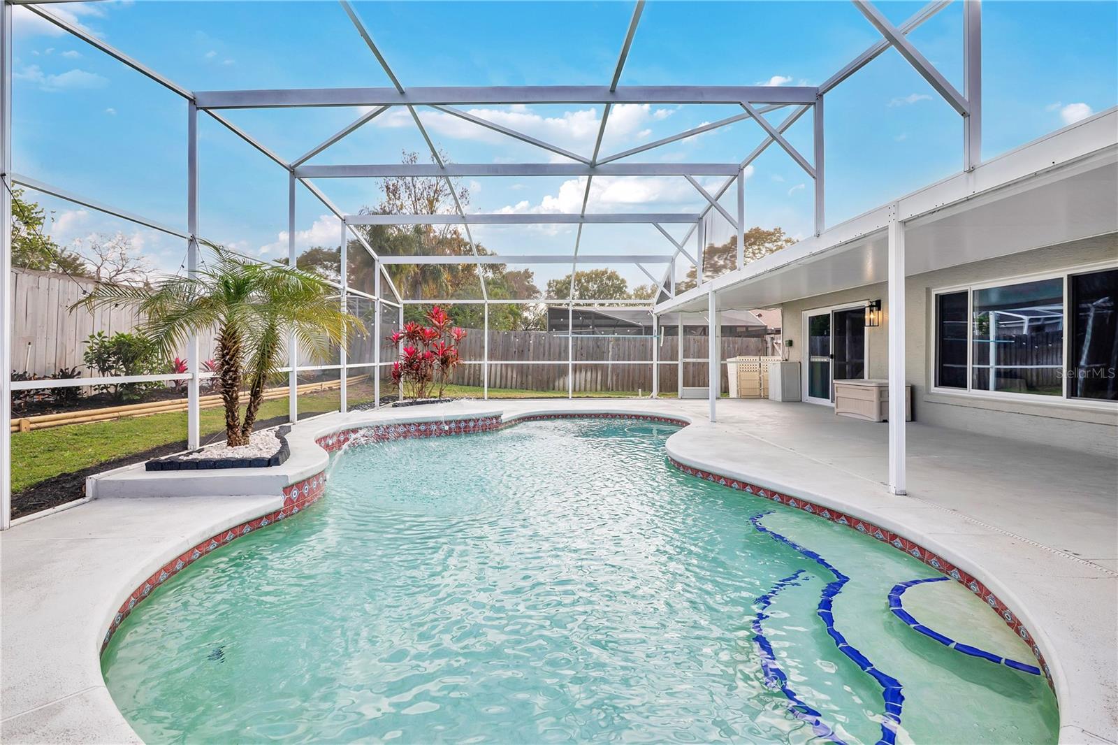 SILVER WOODS PH 03 - Residential