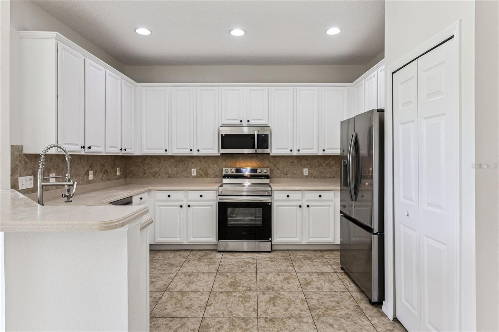 STONEYBROOK WEST D - Residential