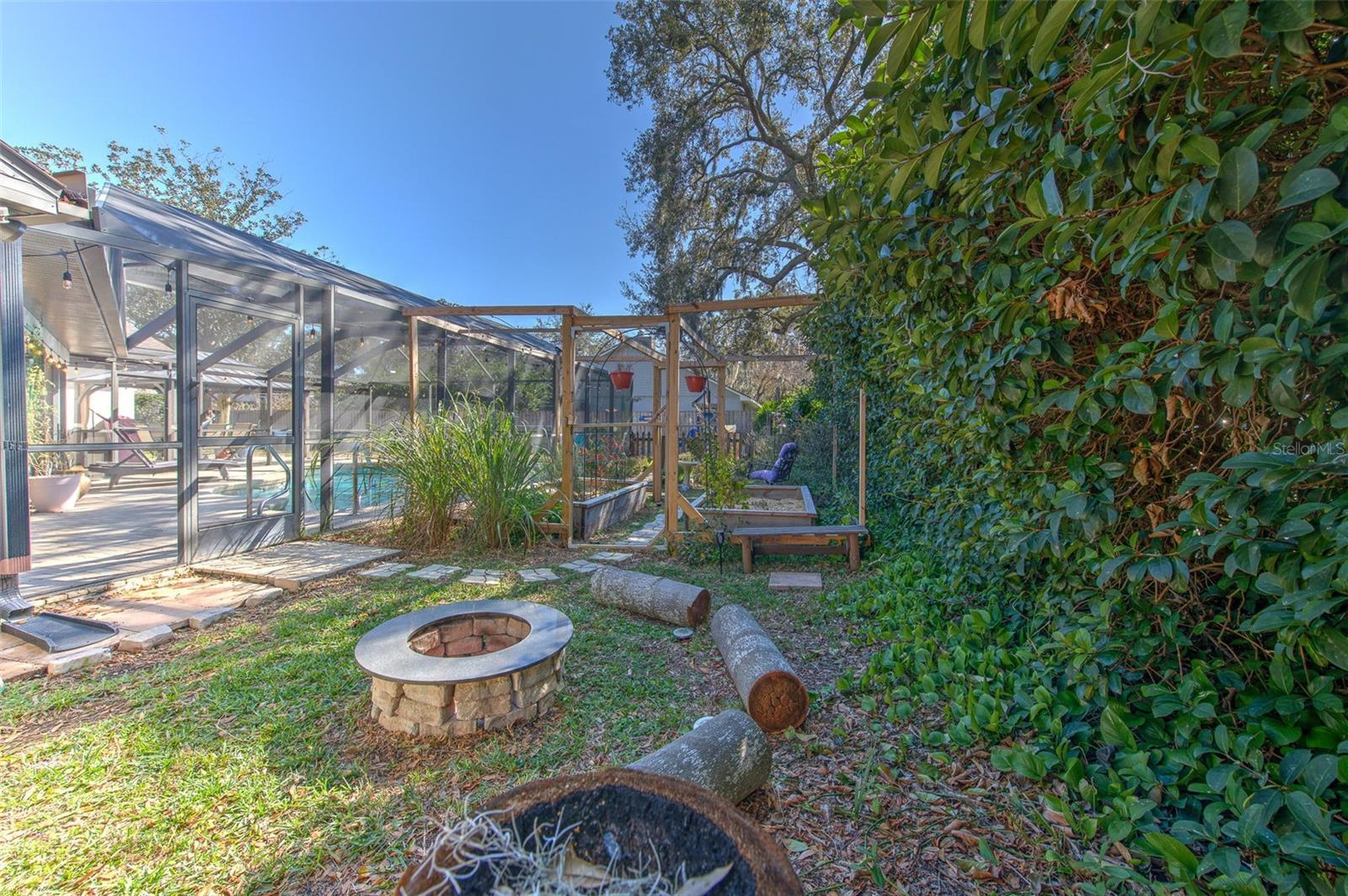 BUCKINGHAM UNIT 1 - Residential