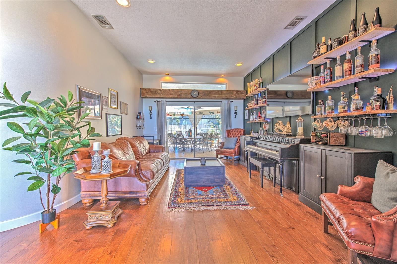 BUCKINGHAM UNIT 1 - Residential