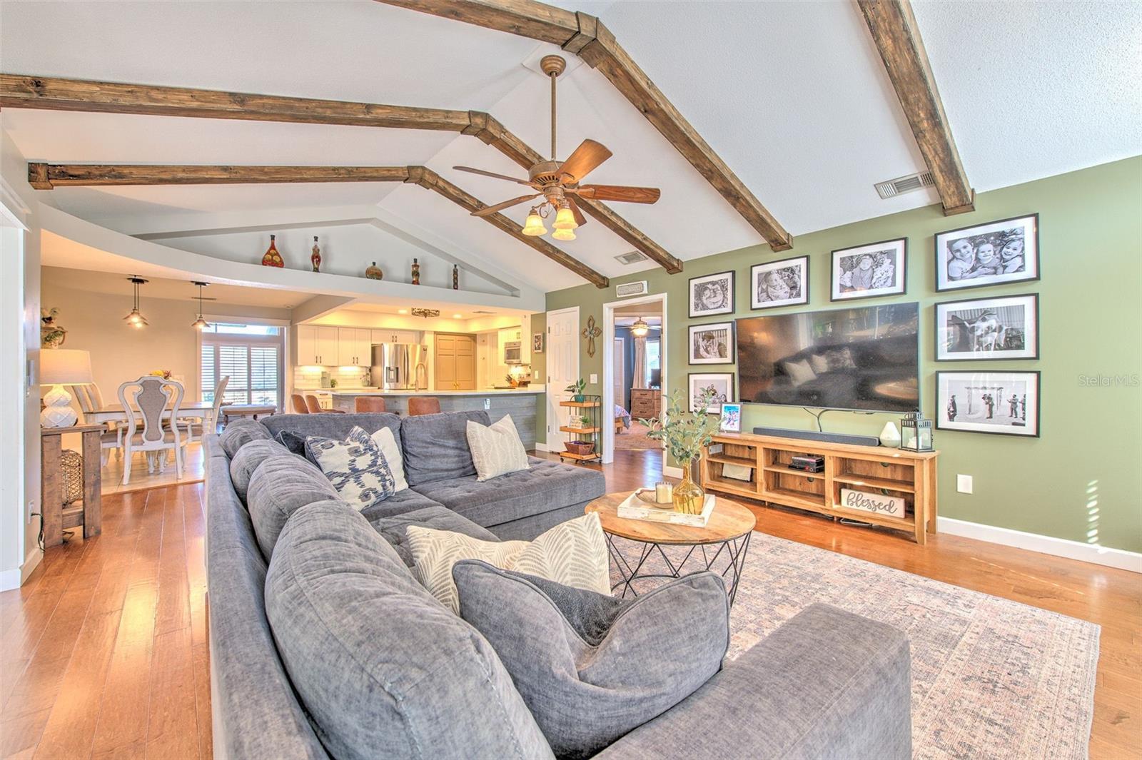 BUCKINGHAM UNIT 1 - Residential