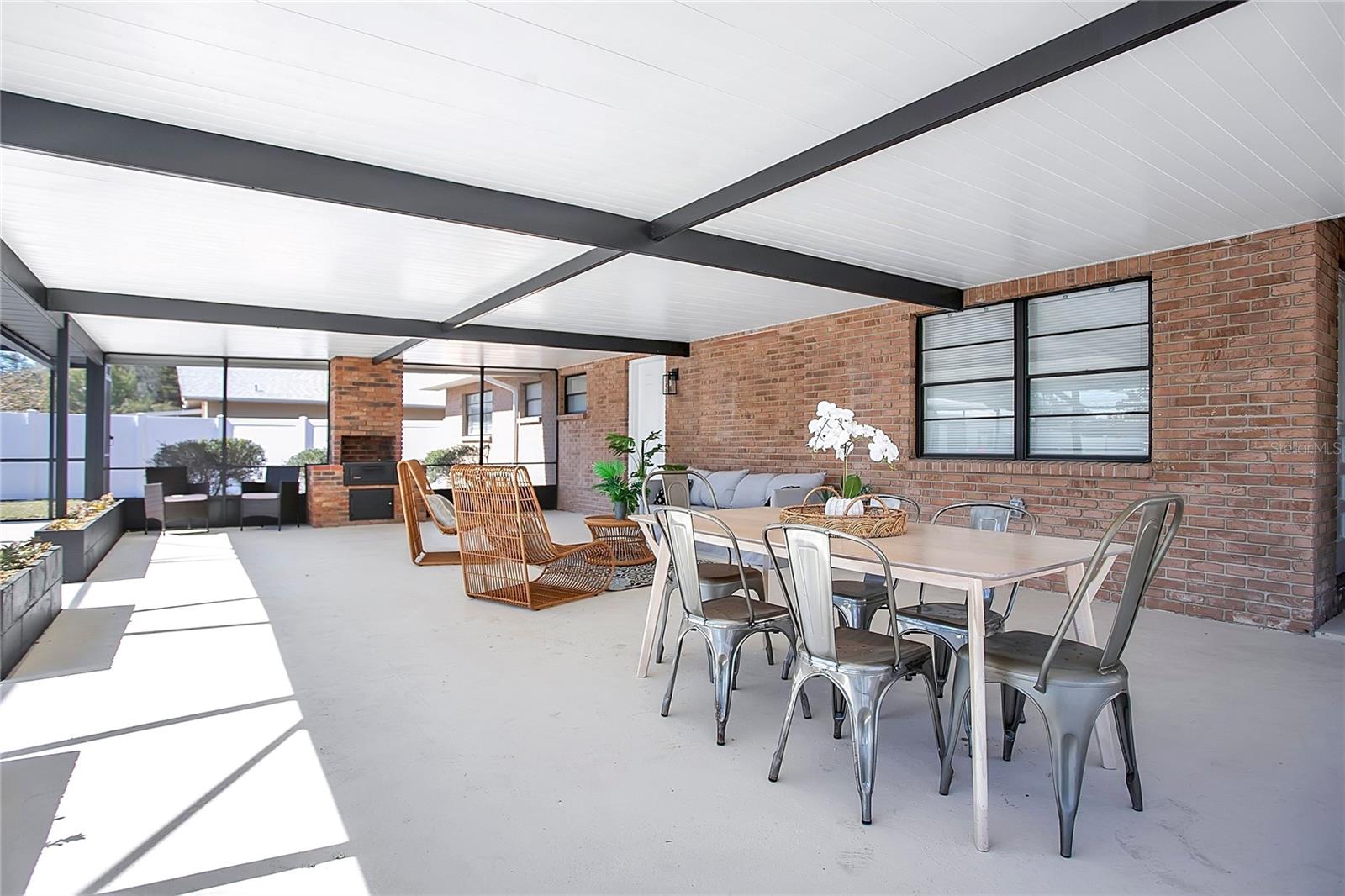 2115 LAKE HOLLOWAY BOULEVARD