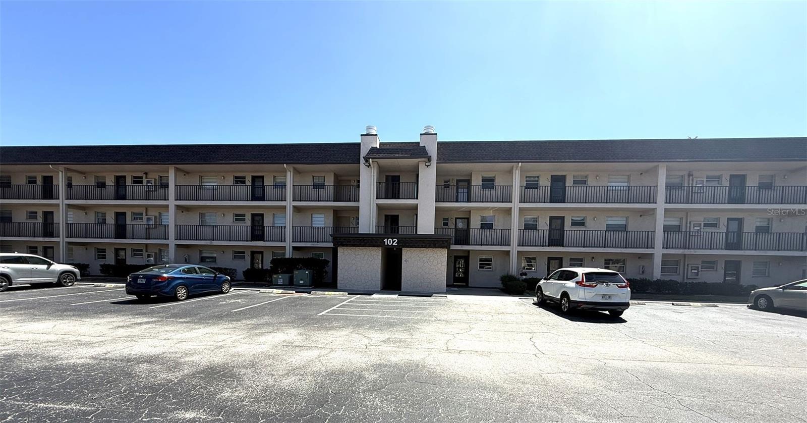 102 CAPRI ISLES BOULEVARD 306