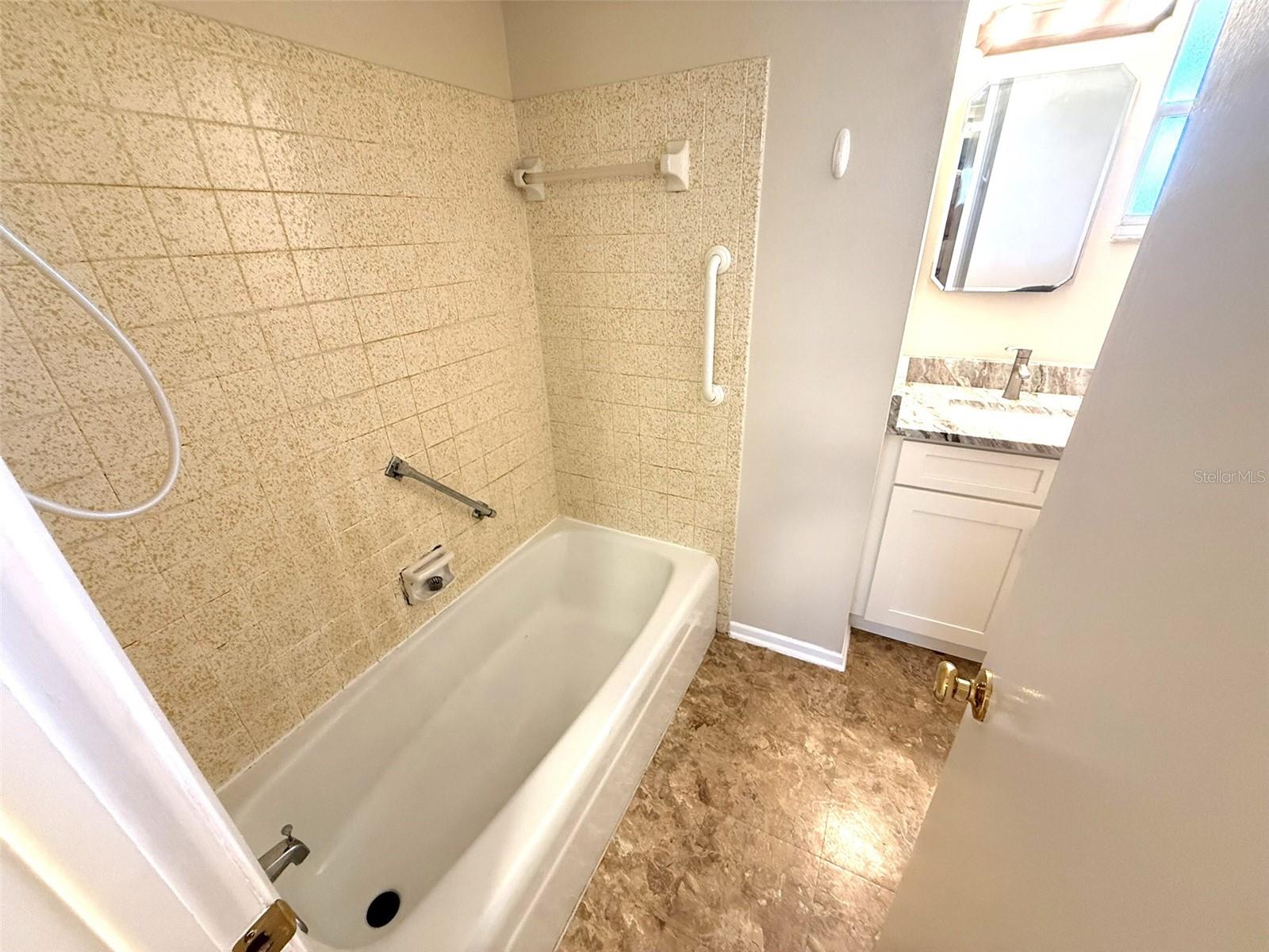 VILLA D ESTE SEC A - Residential