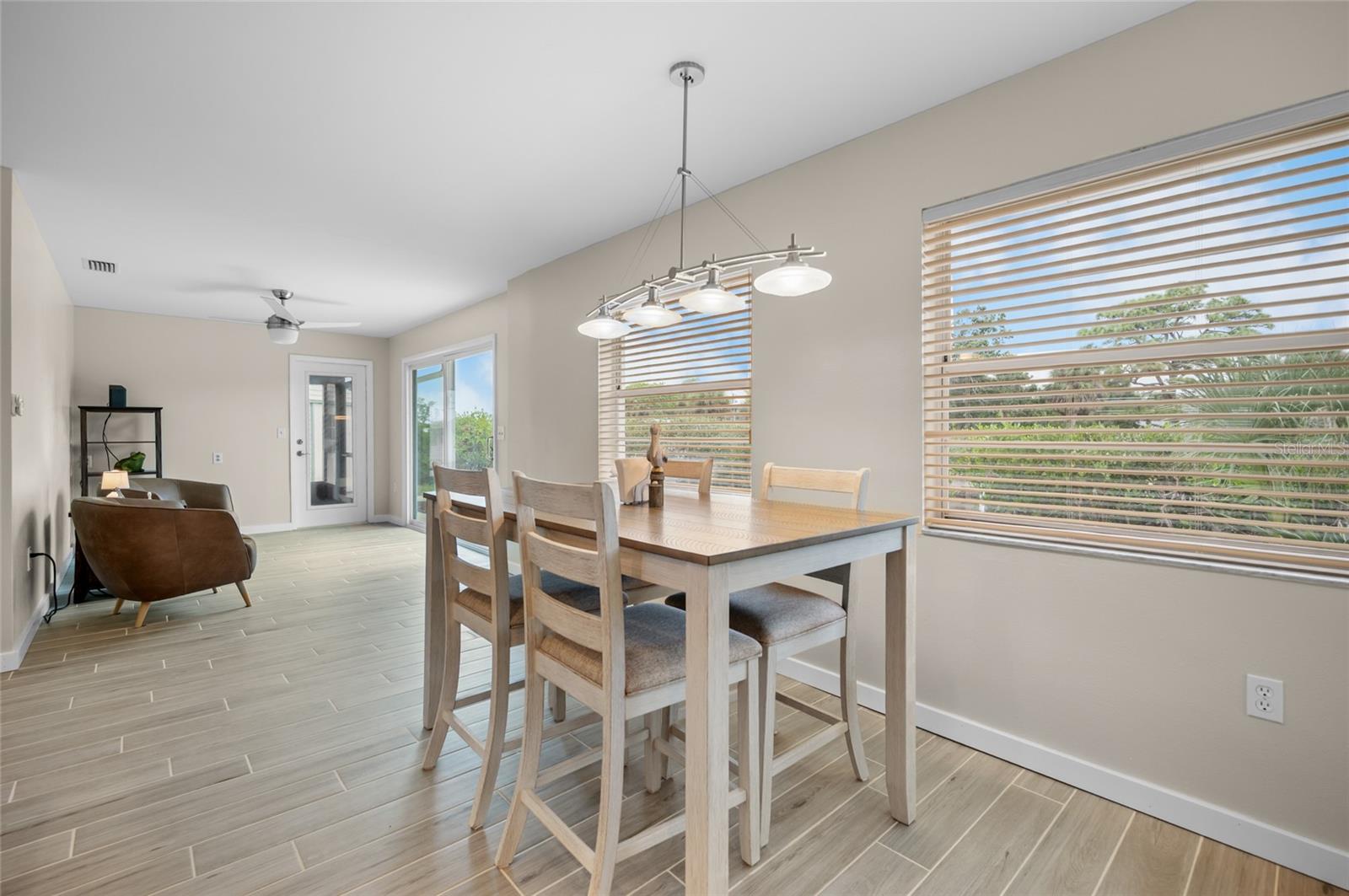 OXFORD MANOR 3RD ADD - Residential