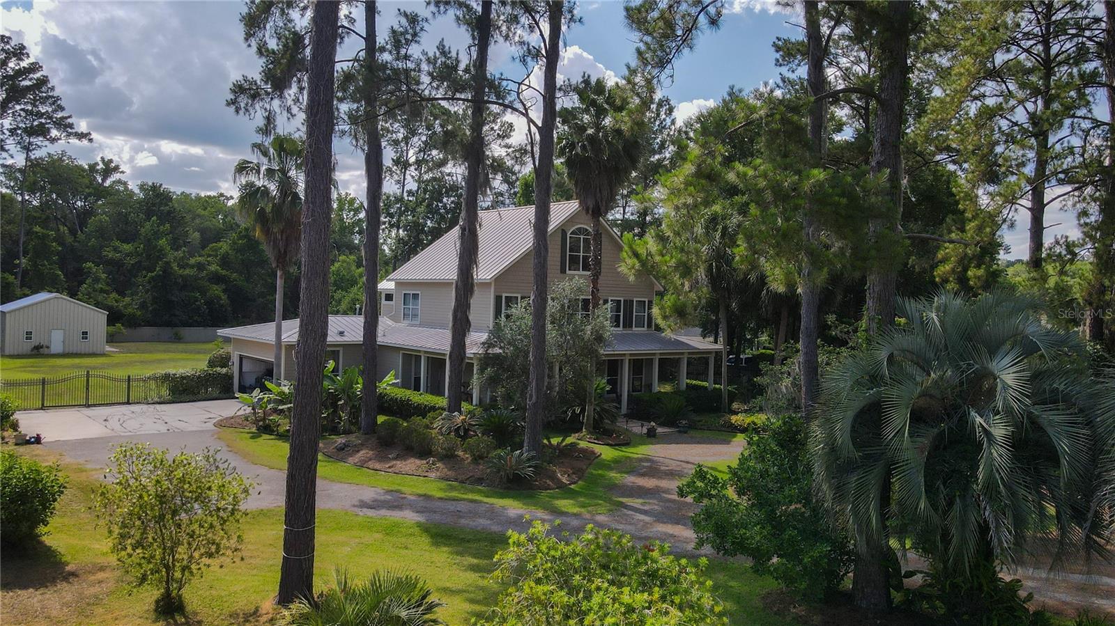 NO SUBDIVISION - Residential