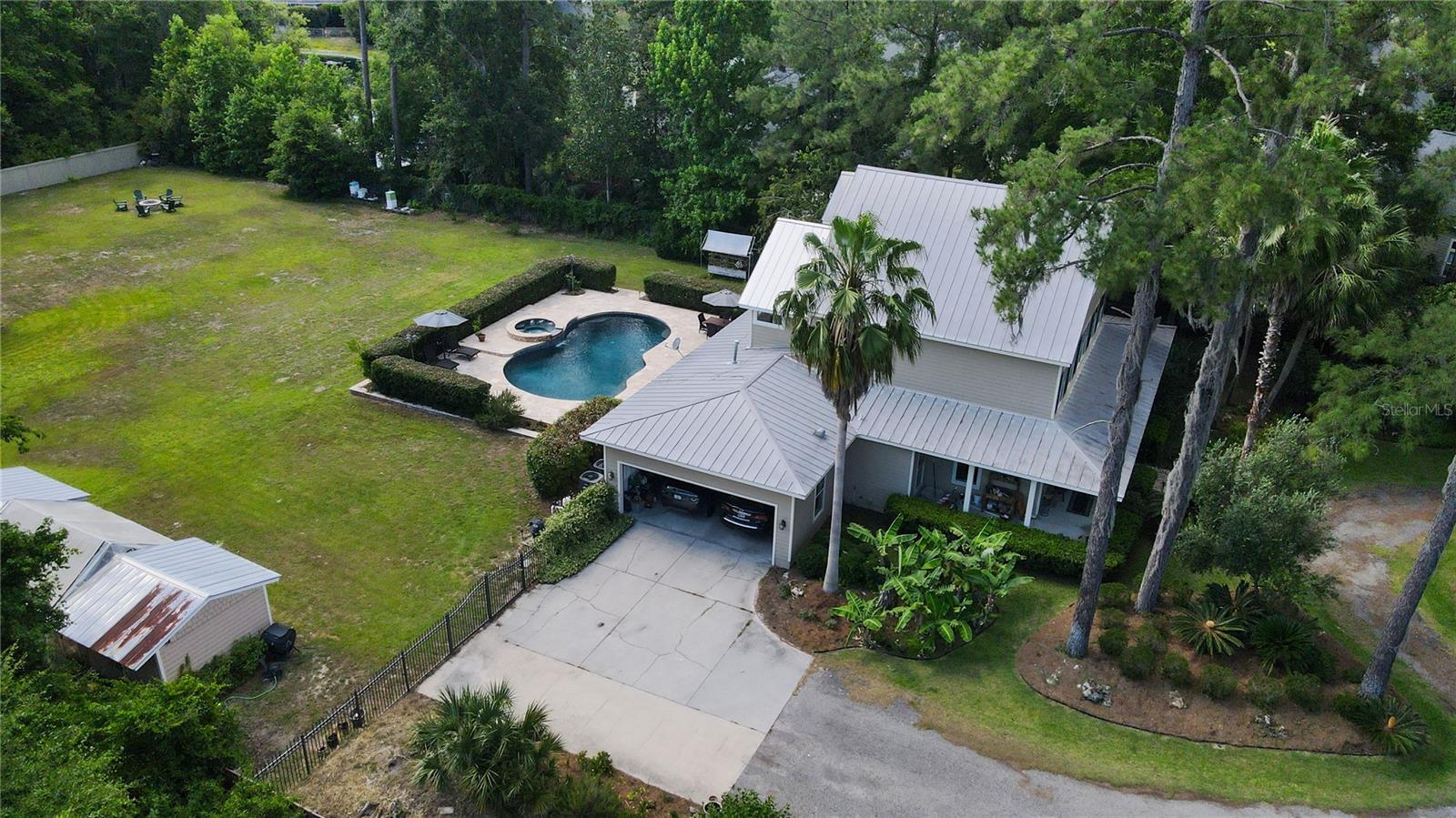 NO SUBDIVISION - Residential