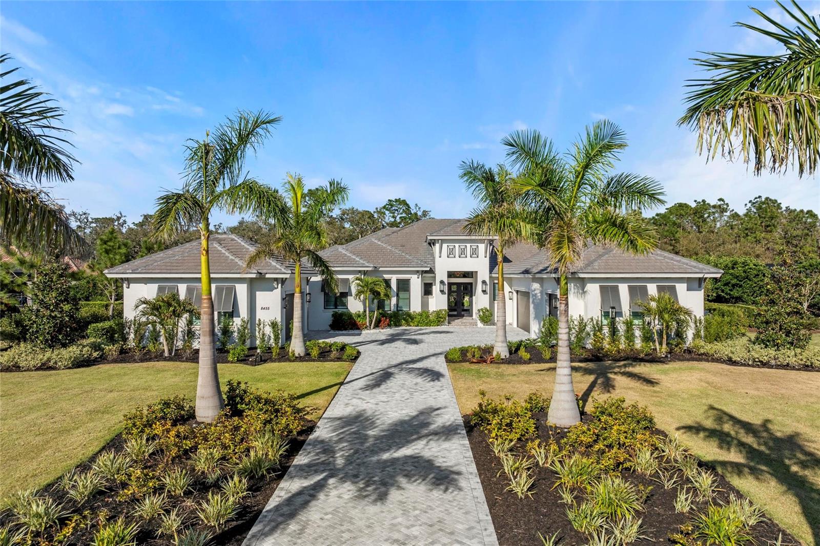 8455 LINDRICK LANE