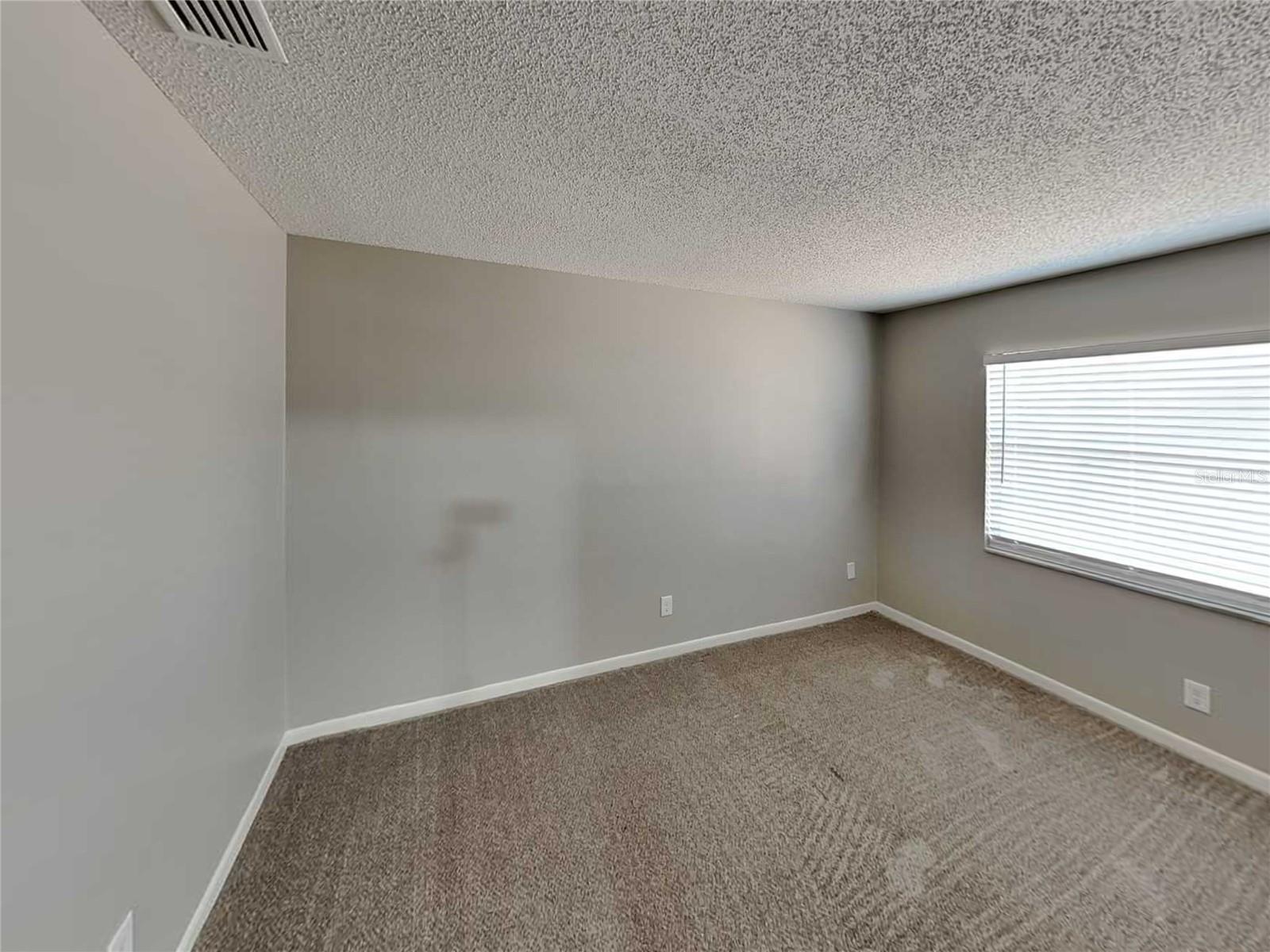 THE GROVES NORTH - Residential Lease