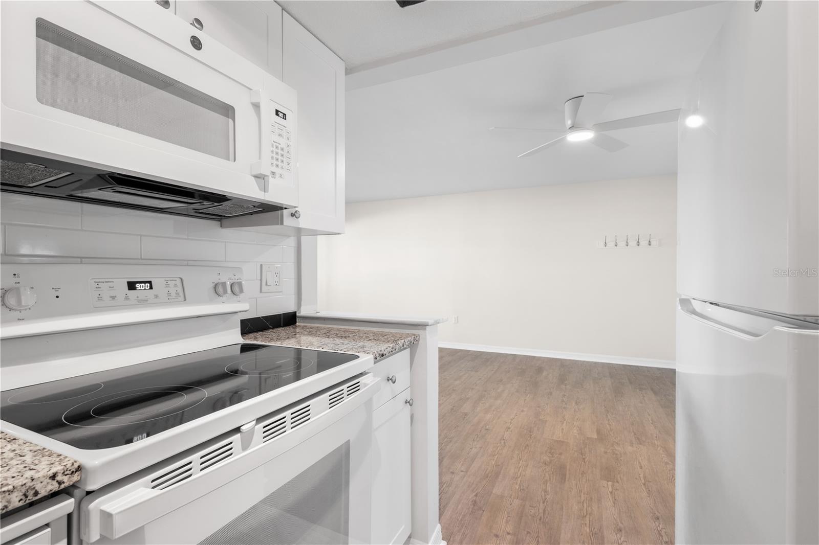 ESSEX HOUSE - Residential