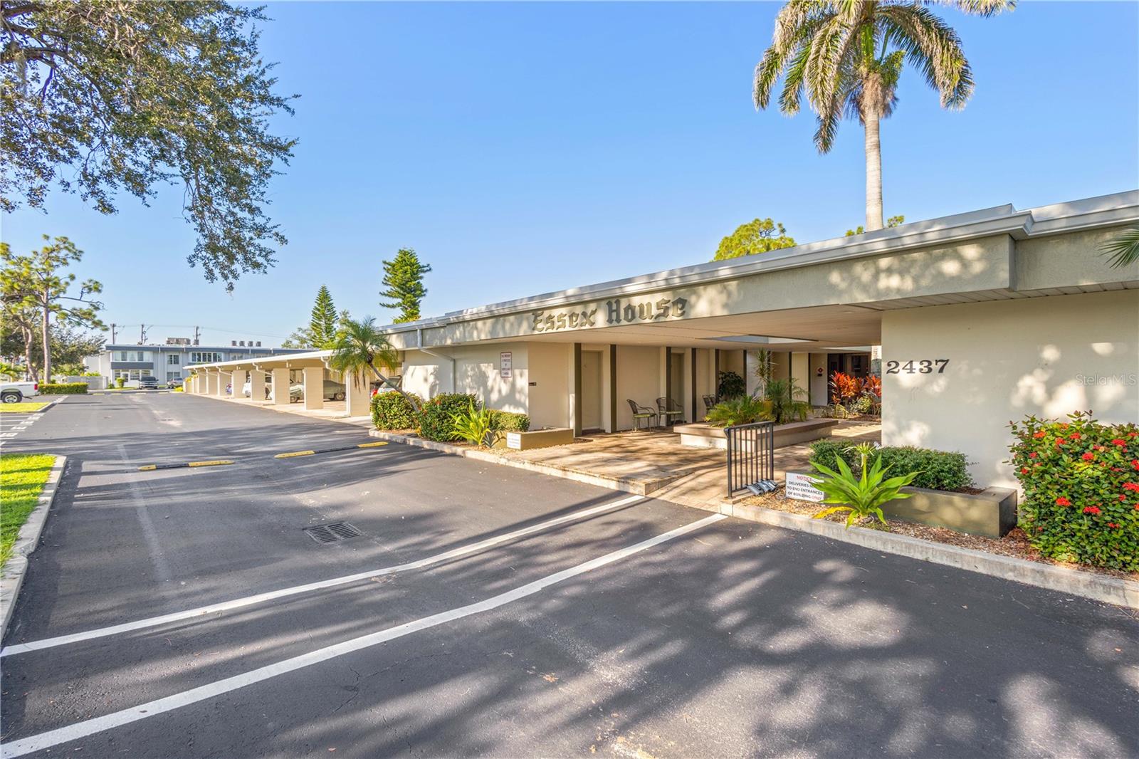 ESSEX HOUSE - Residential