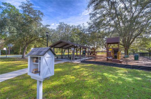 A home in VALRICO