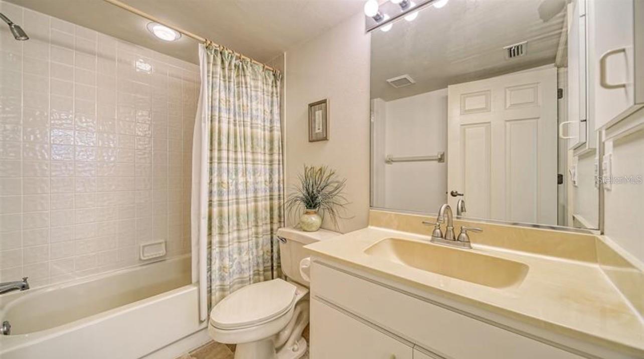 SHEFFIELD GREENE - Residential