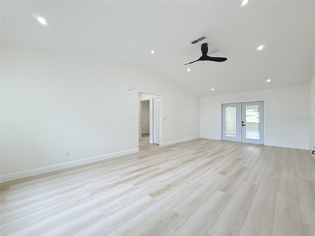 Photo of 13553 SE 39th Terrace, Summerfield, FL 34491 (MLS # OM733648)