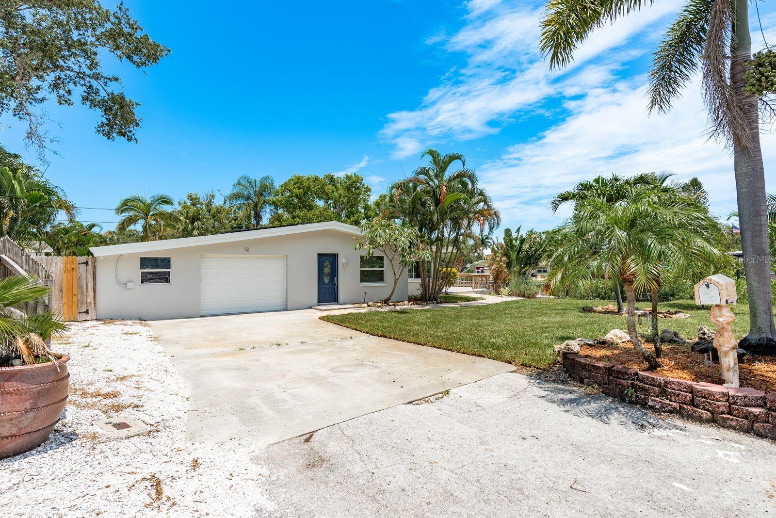 12 BAYOU LANE
