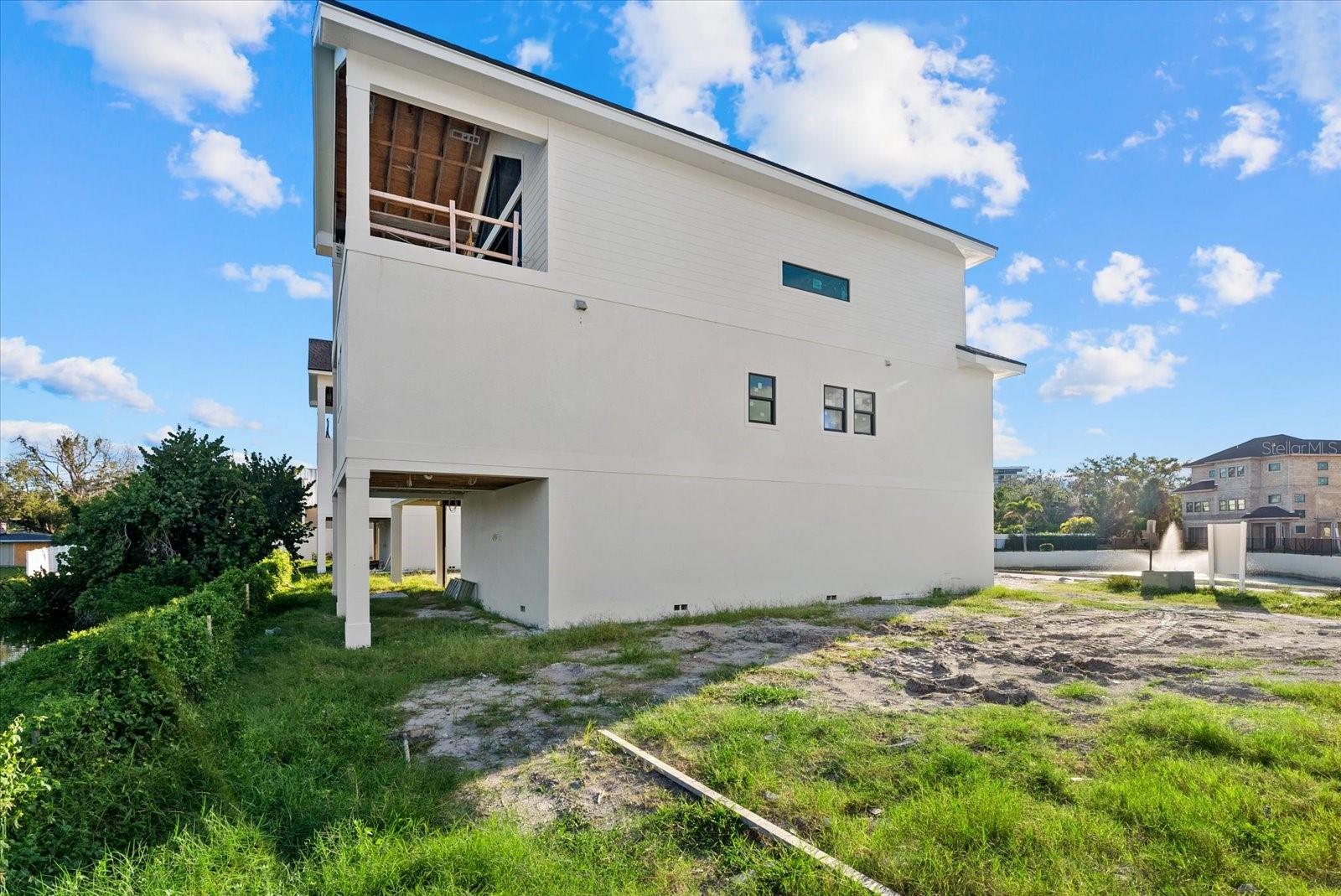 CORONAS PARK - Residential