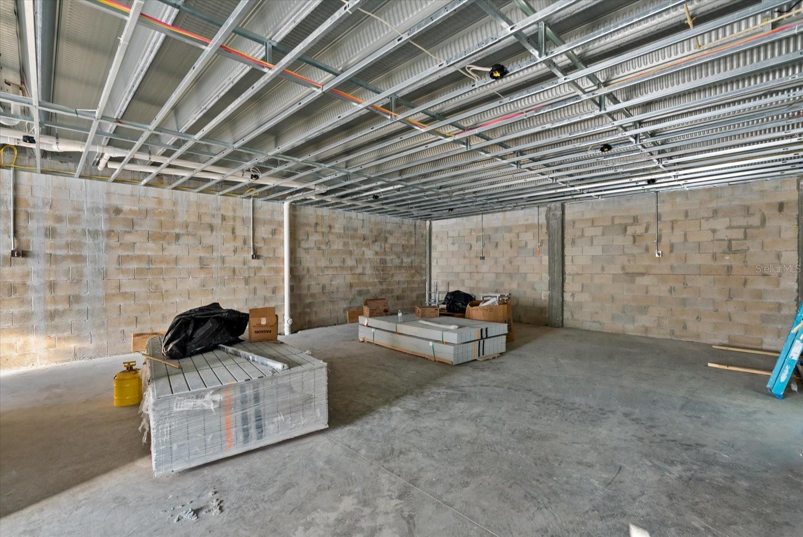 CORONAS PARK - Residential