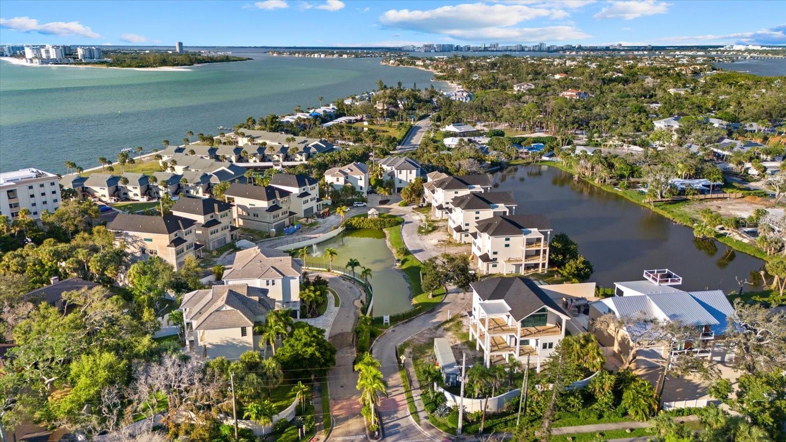 CORONAS PARK - Residential