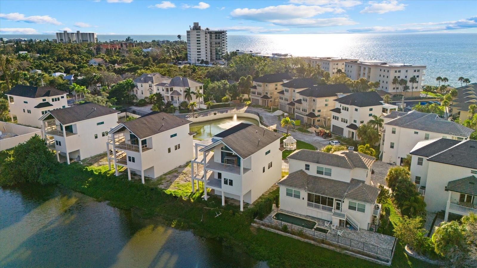 CORONAS PARK - Residential