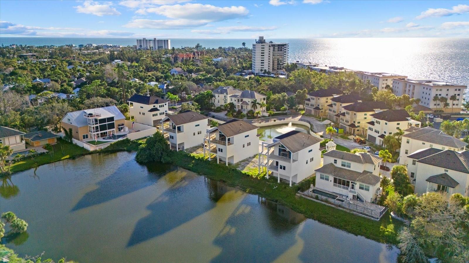 CORONAS PARK - Residential