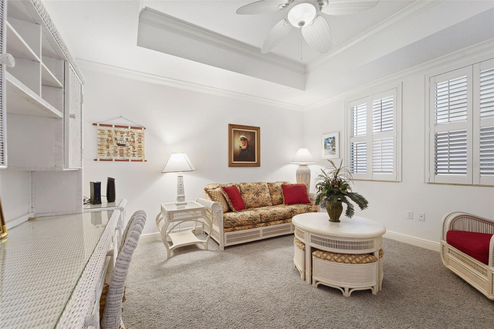 LAS BRISAS CONDO - Residential