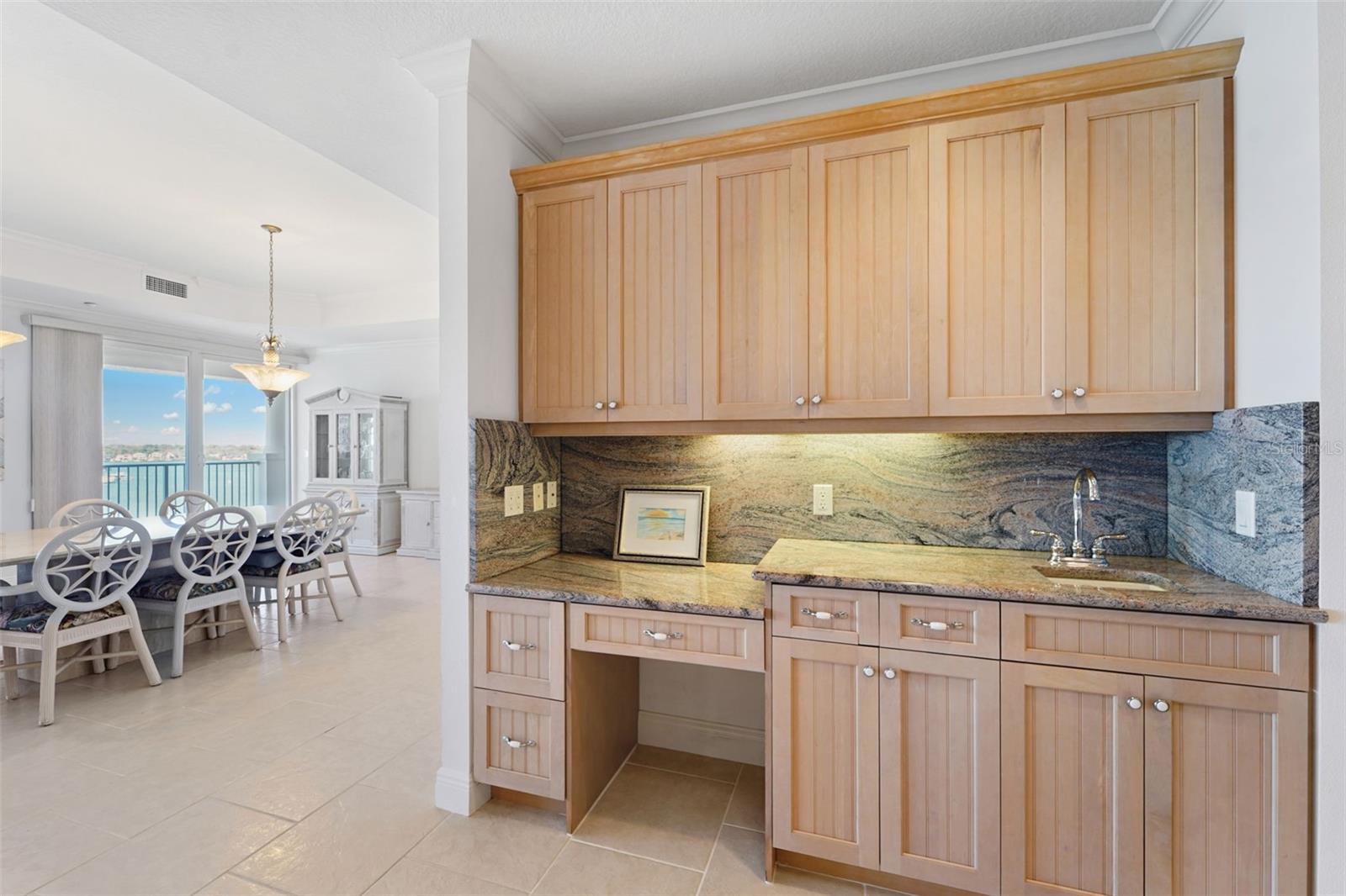 LAS BRISAS CONDO - Residential