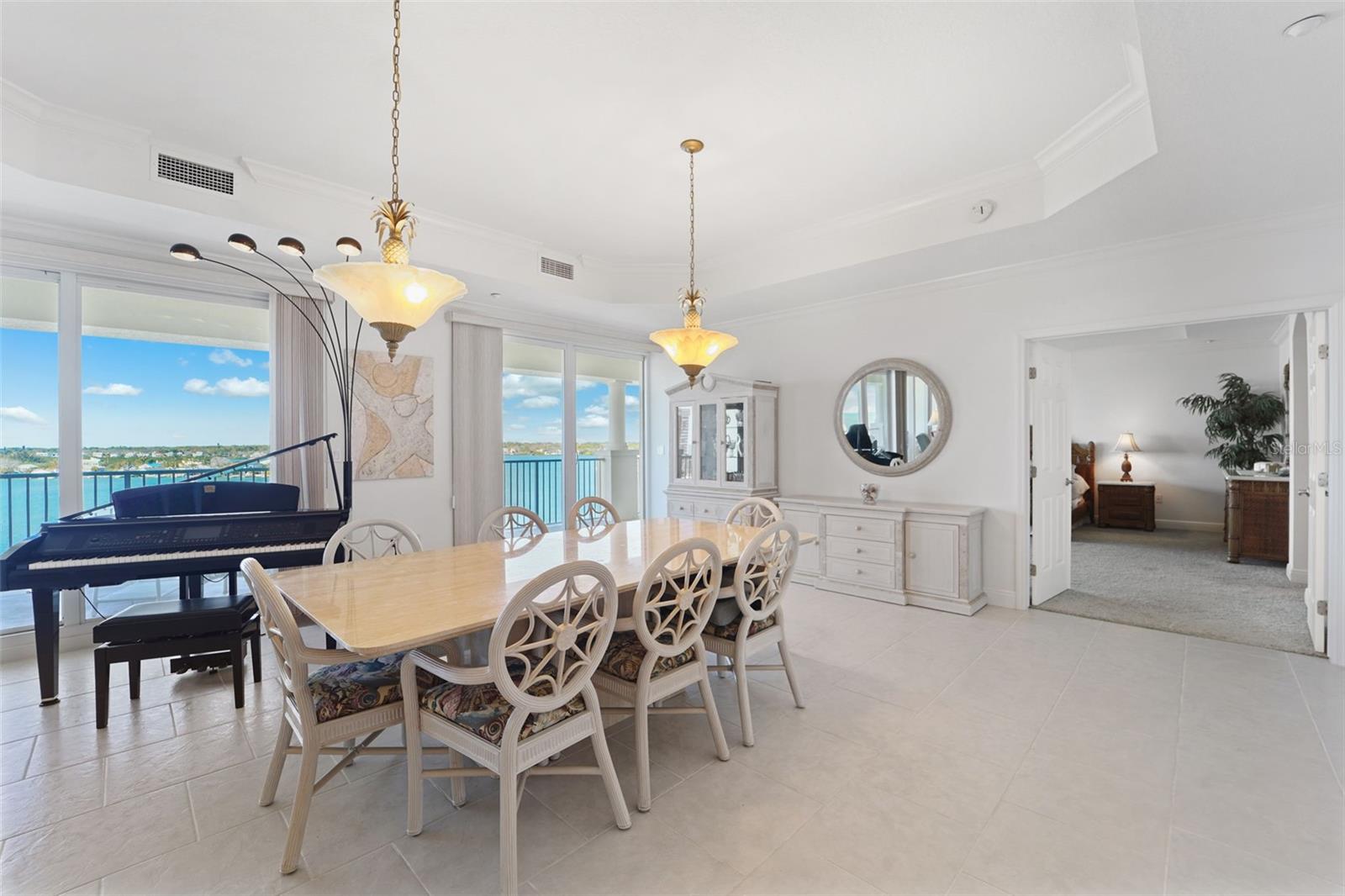 LAS BRISAS CONDO - Residential