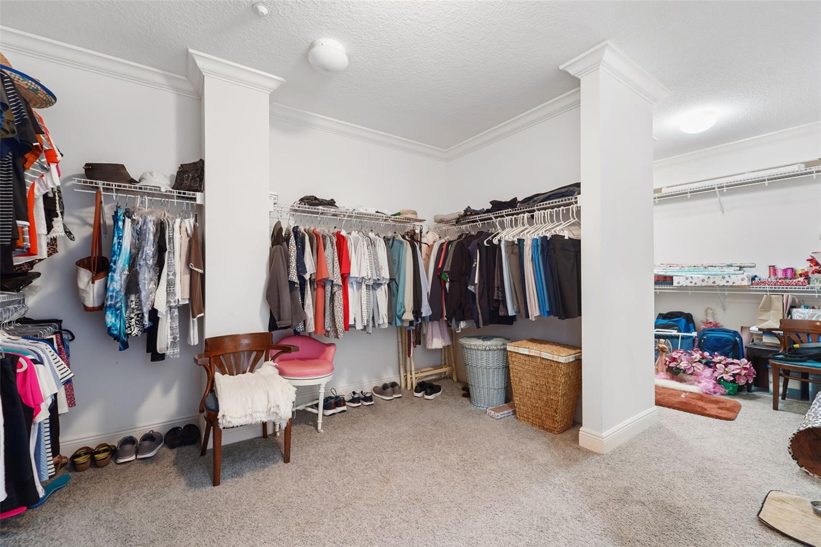 LAS BRISAS CONDO - Residential