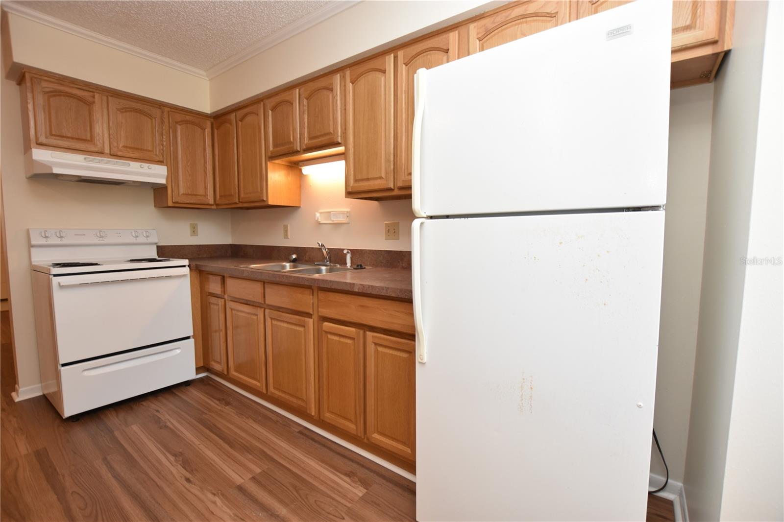 CRYSTAL HILLS SUB - Residential Lease