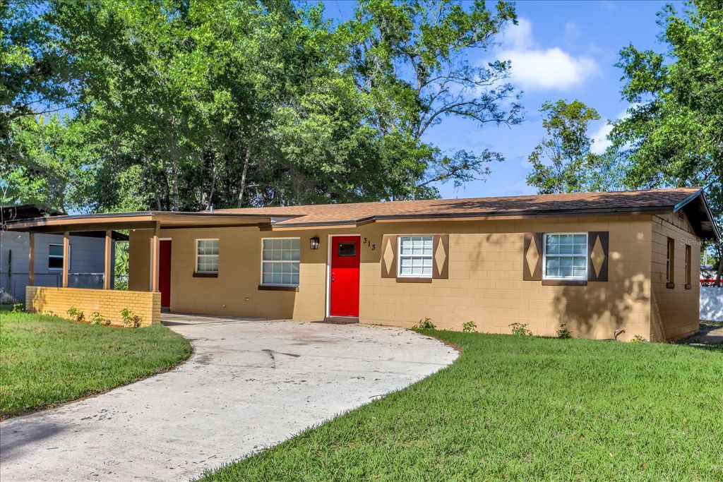 Photo of 313 Salina Drive, Altamonte Springs, FL 32701 (MLS # O6401493)