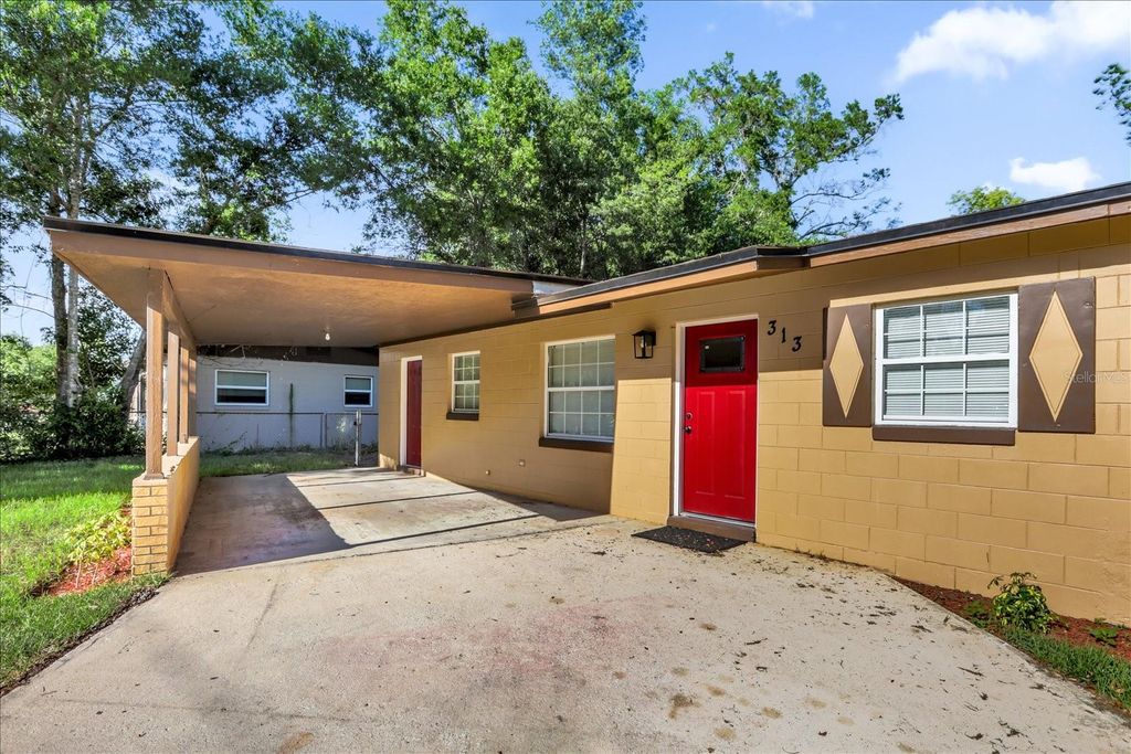 Photo of 313 Salina Drive, Altamonte Springs, FL 32701 (MLS # O6401493)