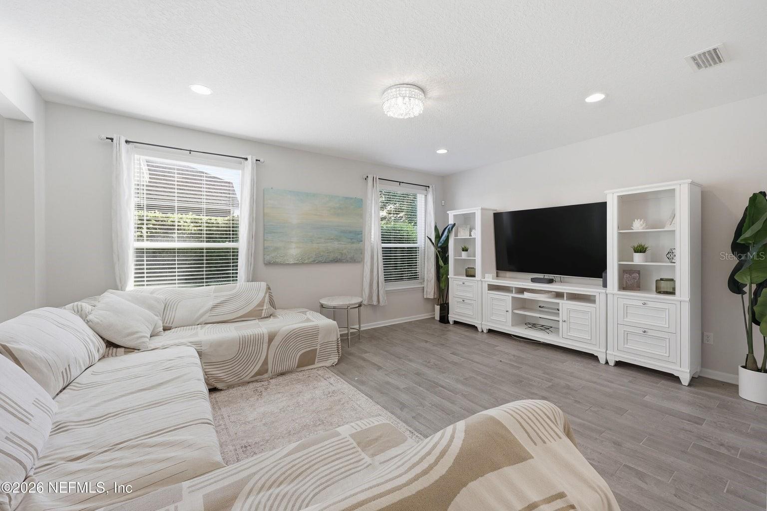 BARTRAM PARK PRESERVE - Residential
