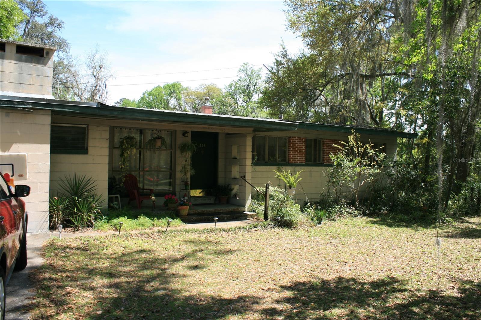 213 NW 34TH TERRACE