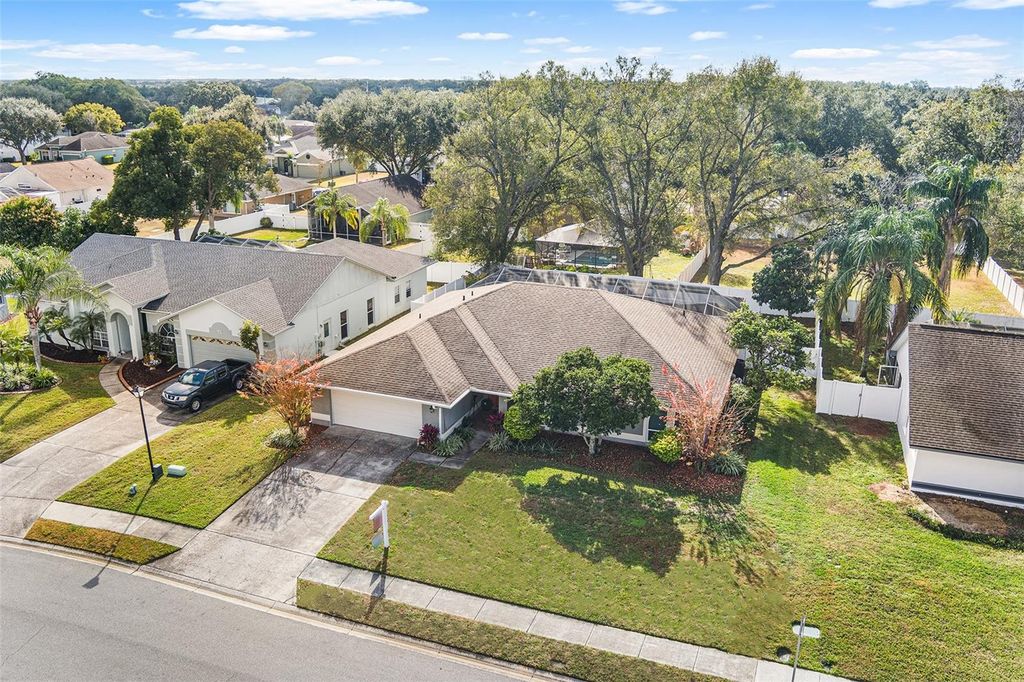 Photo of 707 Powder Horn Row, Lakeland, FL 33809 (MLS # L4955664)